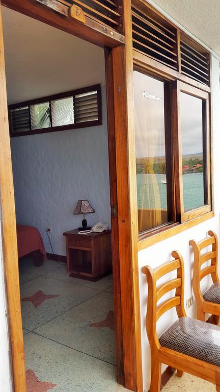 Hostal Estrella De Mar Puerto Ayora  Room photo